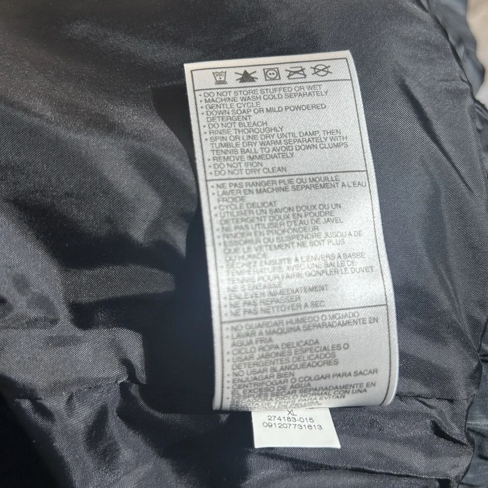 Nike Puffer Vest Youth Girls XL (16) Black & Pink‎ Thick Full Zip w/ Pockets
